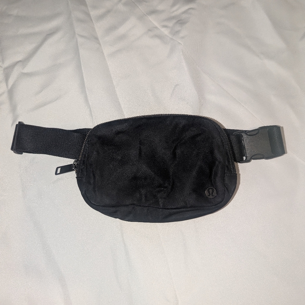 Lululemon Belt Bag
